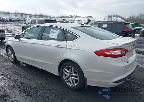 2015 Ford Fusion Se z USA, uszkodzony, nr VIN 3FA6P0HD8FR111312